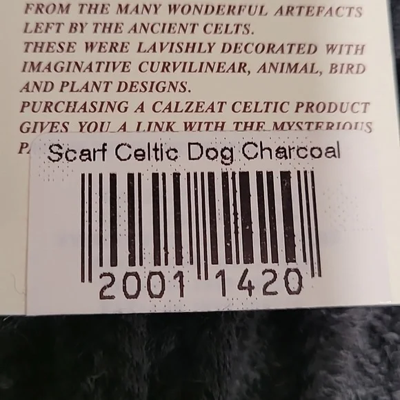 Vintage Celtic Scarf Calzeat of Scotland New Old Stock - Picture 7 of 7